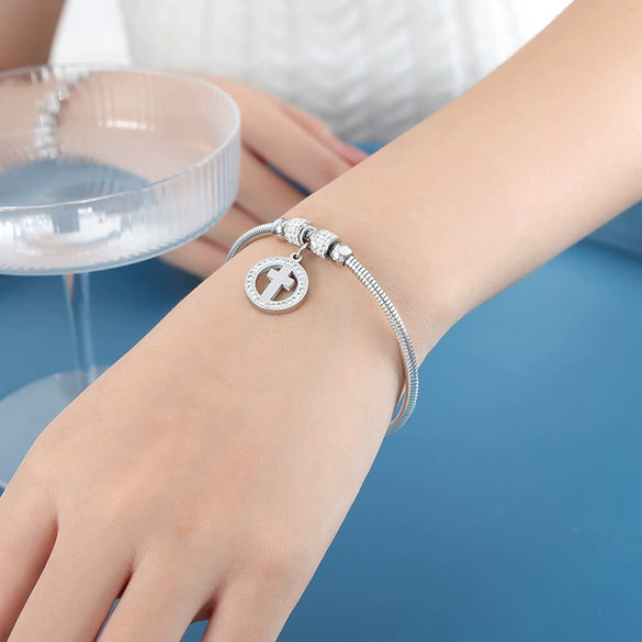 316L Stainless Steel Geometric Magnetic Pendant Bracelet Jewelry Electroplated For Women