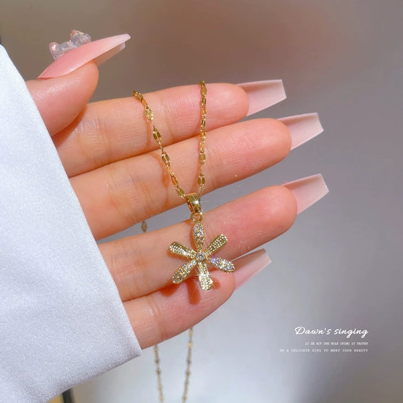 Titanium Steel Geometric Microinlaid Zircon Sprouting Large Flower Women's Necklace Copper Electroplated Gold Pendant