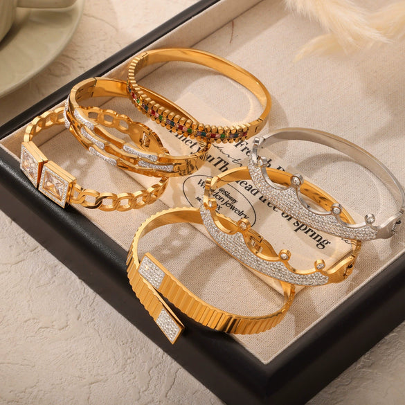 316L Stainless Steel Geometric Niche Retro Jewelry Plated 18K Gold Bracelet Inlaid With Colored Diamond