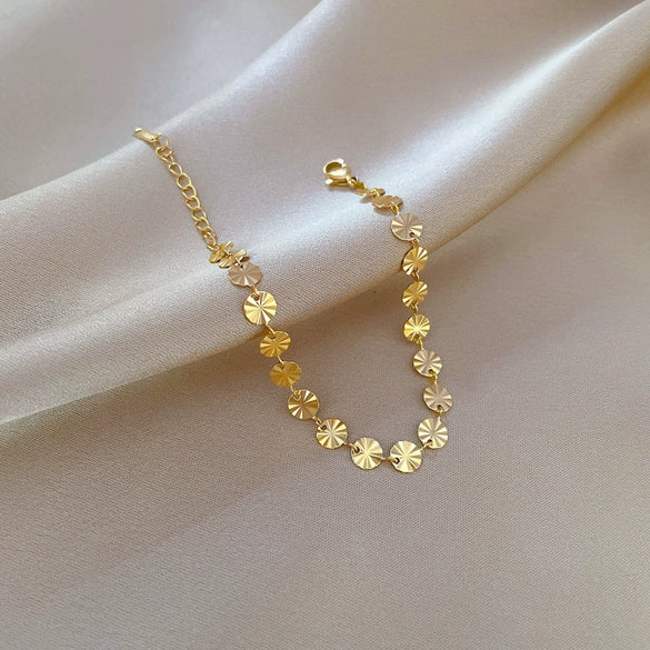 Titanium Steel Geometric Round Chain Bracelet With Constellation Design For Women Gold Inlaid Minimalistic Retro Style