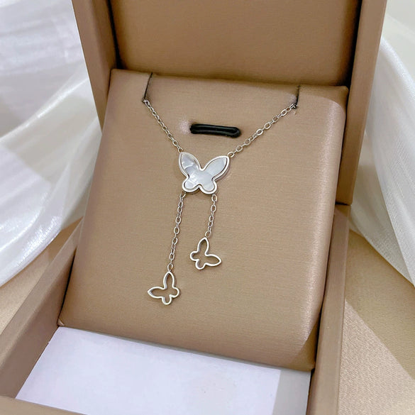 Titanium Steel Geometric Style Electroplated Women's And Unisex Clavicle Necklace With Fritillaria Butterfly Design