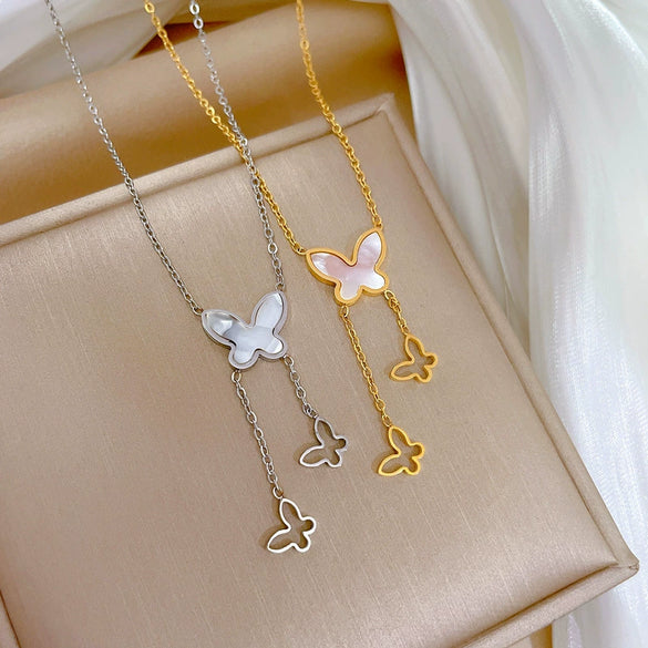 Titanium Steel Geometric Style Electroplated Women's And Unisex Clavicle Necklace With Fritillaria Butterfly Design