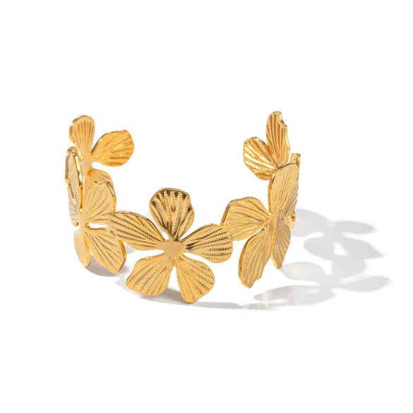 Titanium Steel Geometric Style Electroplated Women's Summer Fresh Flower Bracelet Wholesale