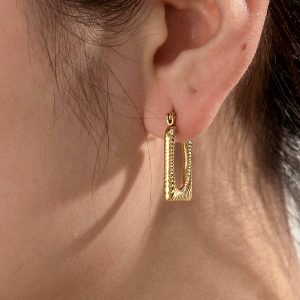 Titanium Steel Geometric Twisted Hammer Pattern Electroplated Women's Earrings