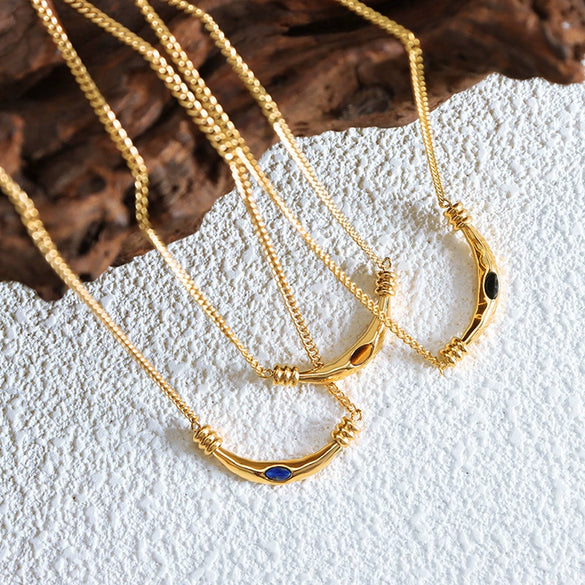 Titanium Steel Geometric Vintage Light Luxury Necklace For Women