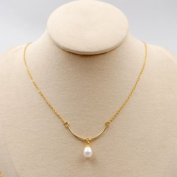 Titanium Steel Gold Plated Elegant Sweet Geometric Artificial Pearls Pendant Necklace