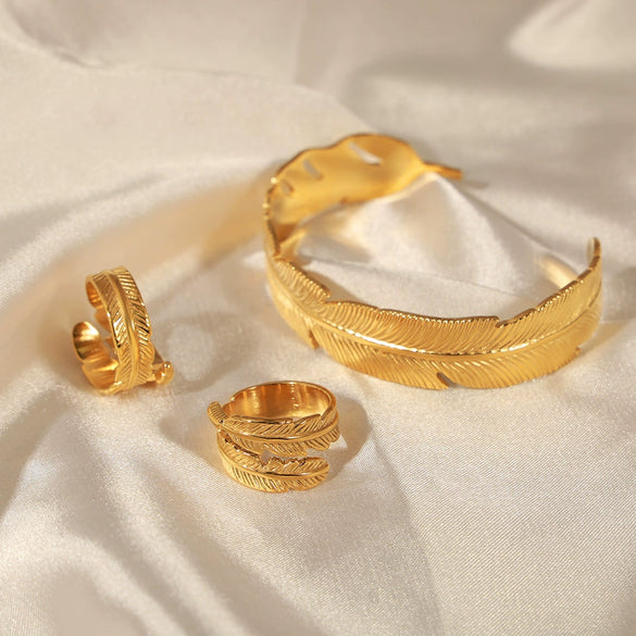 316L Stainless Steel Gold Plated Feather Design Personality Women's Bracelet Jewelry