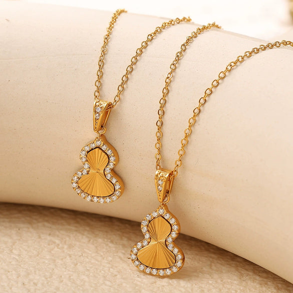 316L Stainless Steel Gourd Pendant Necklace With Flower Design For Women Electroplated Light Luxury Style