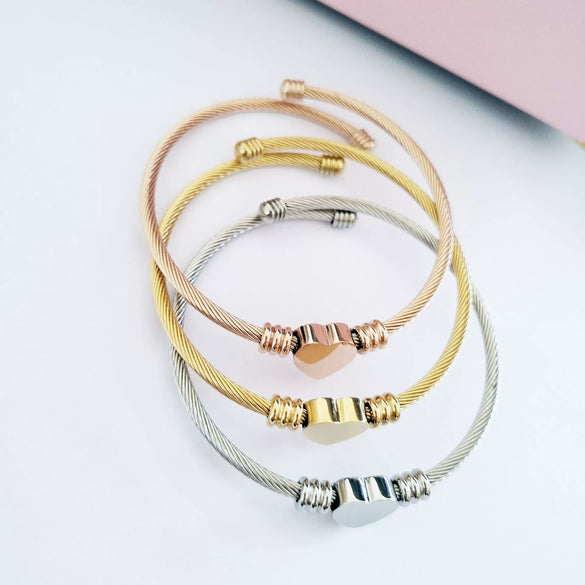 Titanium Steel Handmade Peach Heart Adjustable Wire Rope Bracelet