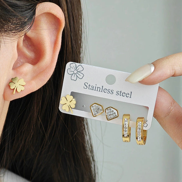 Titanium Steel Heart And Four Leaf Clover Earrings Electroplated Fashion Design For Women