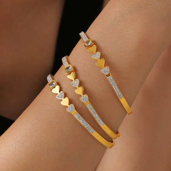 Titanium Steel Heart Diamondencrusted Electroplated Elastic Open Fashion Bracelet Fadeless Jewelry