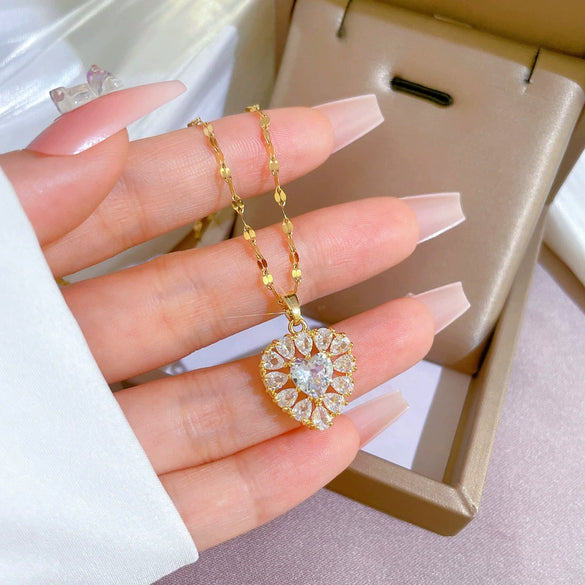 Titanium Steel Heart Full Diamond Real Gold Electroplated Light Luxury Style Women's Necklace With Geometric Pattern