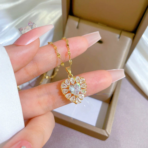 Titanium Steel Heart Full Diamond Real Gold Electroplated Light Luxury Style Women's Necklace With Geometric Pattern