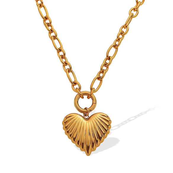 316L Stainless Steel Heart Pattern Necklace Electroplated For Women