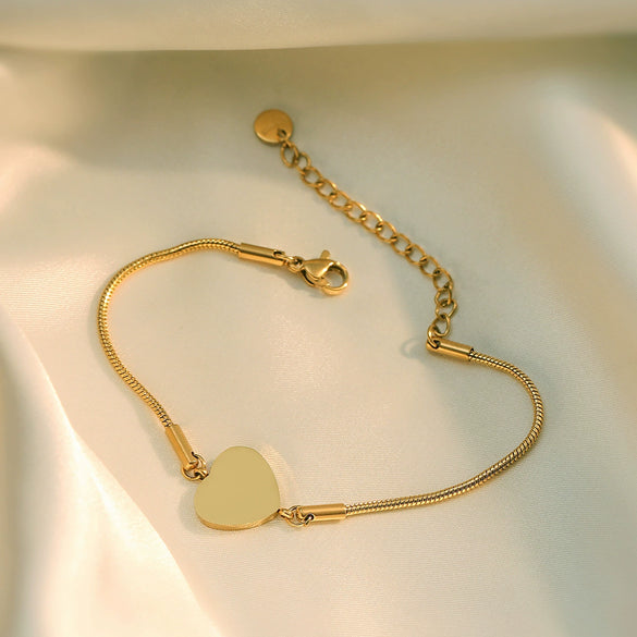 Titanium Steel Heart Pendant Bracelet With Geometric Pattern 18K Goldplated For Women