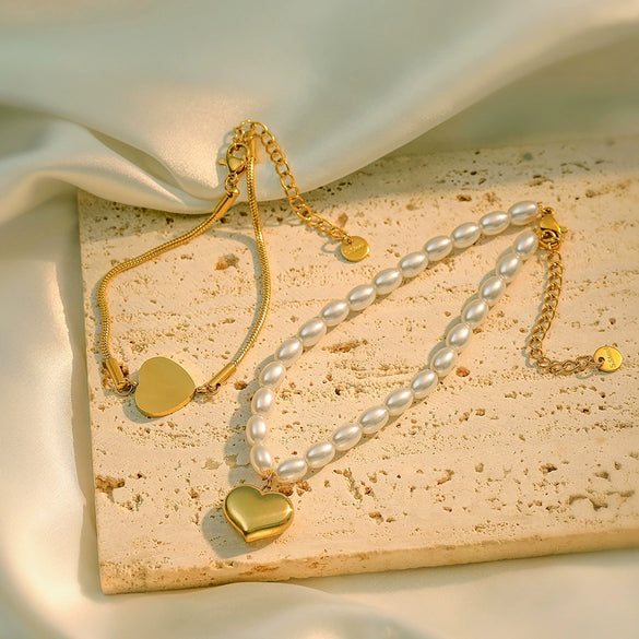 Titanium Steel Heart Pendant Bracelet With Geometric Pattern 18K Goldplated For Women
