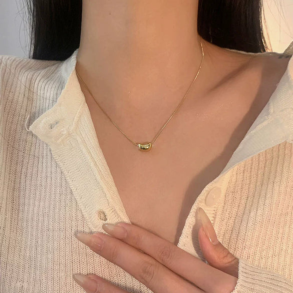 Titanium Steel Heart Pendant Necklace For Women With Electroplating And Lovely Design