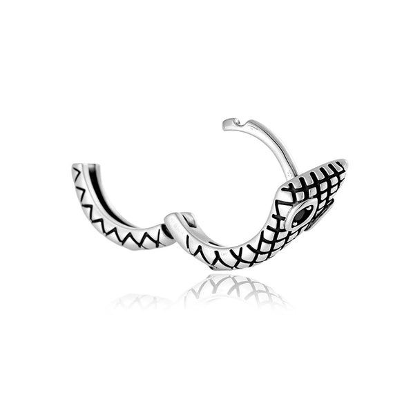 Titanium Steel Heart Shape Piercing Earrings With Electroplating French Retro Punk Style For Women