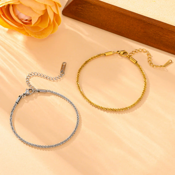 Titanium Steel Heart Shaped Electroplated Allmatch Women's Bracelet