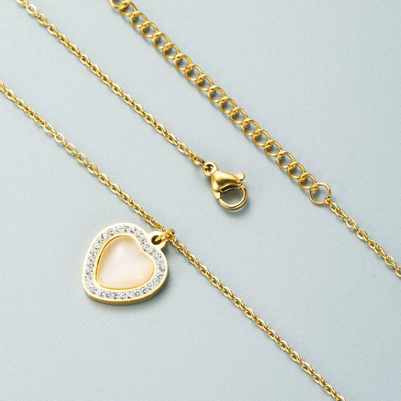 Titanium Steel Heart Shaped Pendant Necklace With Cat's Eye Stone And Zircon Geometric Electroplated O Chain