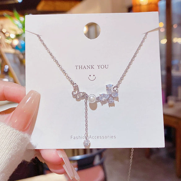 Titanium Steel Heart Shaped Women's Light Luxury Niche Love Collarbone Necklace With Design Sense And Simple Sweet Style