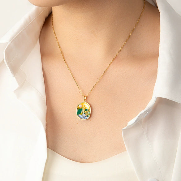 Titanium Steel Inlaid Pearl Oil Painting Necklace For Women With Electroplating Treatment