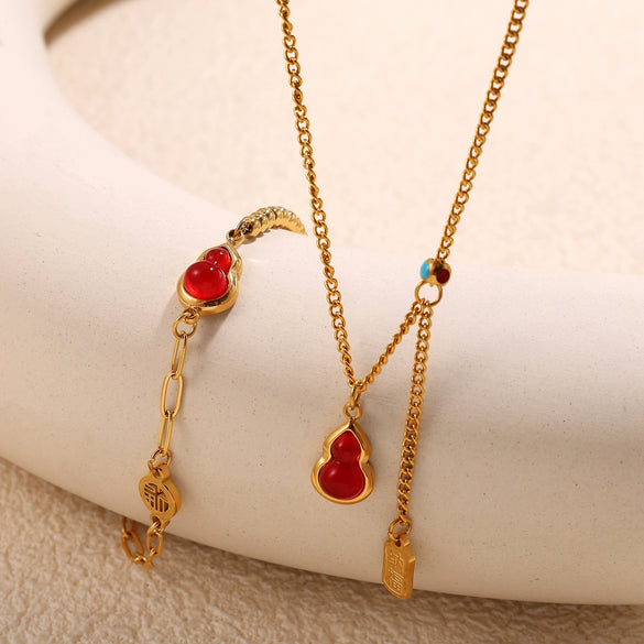 316L Stainless Steel Inlaid Resin Gourd Pendant Necklace For Women Electroplated Fashion Style