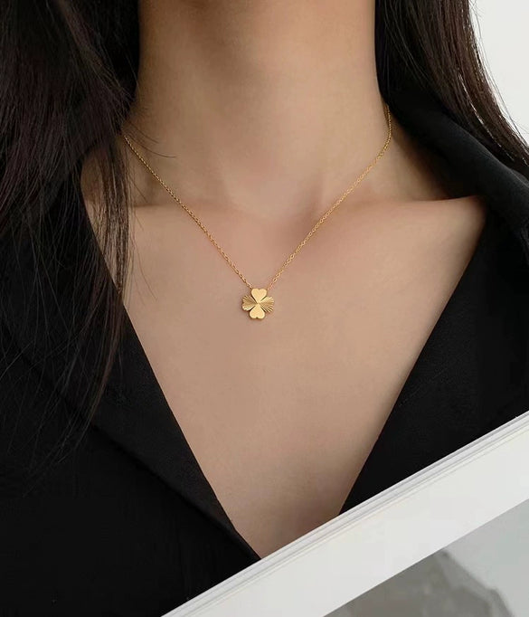 Titanium Steel Jewelry Pendant Bracelet Necklace Ear Clip Accessories With Four Leaf Clover Butterfly Geometric Pattern Electroplated For Women