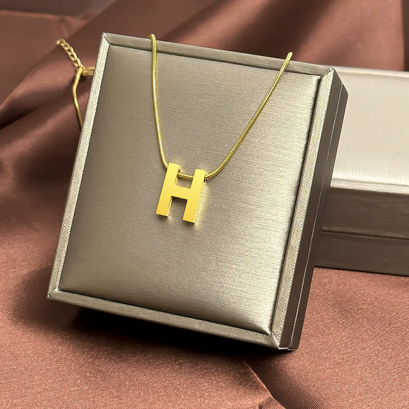 Titanium Steel Jewelry Pendant Bracelet Necklace Ear Clip Accessories With Four Leaf Clover Butterfly Geometric Pattern Electroplated For Women