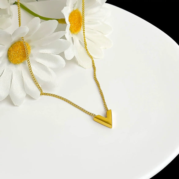 Titanium Steel Jewelry Pendant Bracelet Necklace Ear Clip Accessories With Four Leaf Clover Butterfly Geometric Pattern Electroplated For Women