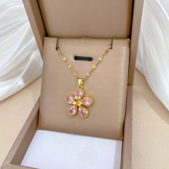 Titanium Steel Jewelry Set With Geometric Pattern Electroplated For Women Light Luxury Five Leaf Flower Design