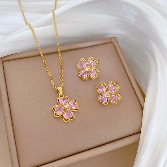 Titanium Steel Jewelry Set With Geometric Pattern For Women Light Luxury Electroplated Four Leaf Flower Design