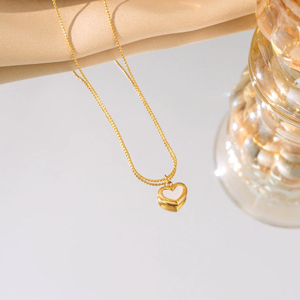 Titanium Steel Jewelry Set With Love Pattern And Heartshaped Earrings For Women Light Luxury Style Electroplated