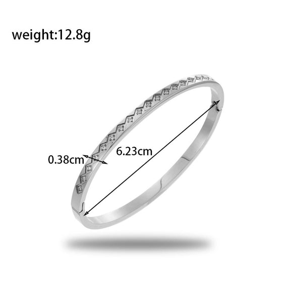 Titanium Steel Jewelry With Love Heart Water Drop Bell Shapes Electroplated Design
