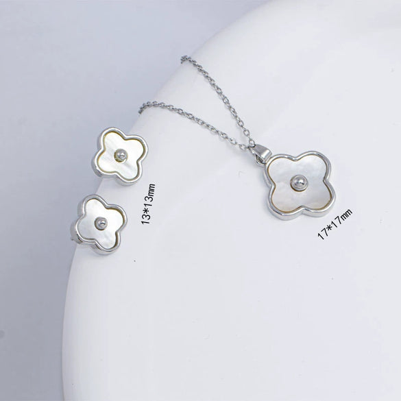 Titanium Steel Jewelry With Shell And Four Leaf Clover Pendant And Flower Pattern Electroplated Mixed Gemstone Setting O Word Chain