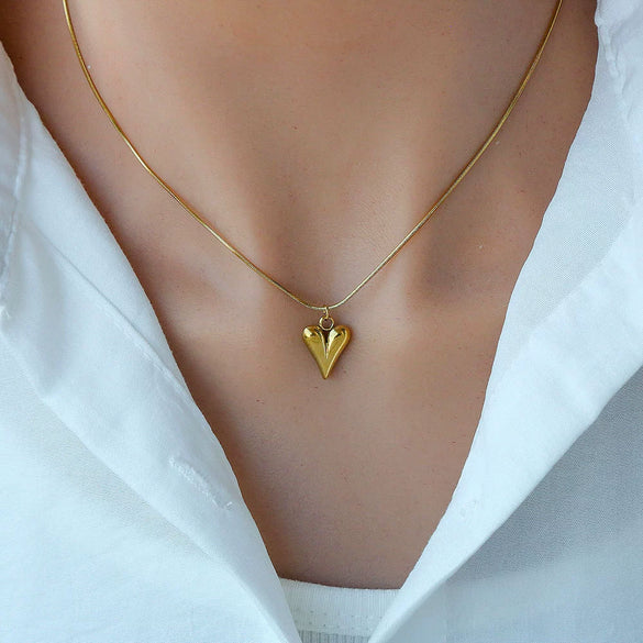 Titanium Steel 18K Gold Plated Heartshaped Bead Chain Necklace Unisex Minimalist