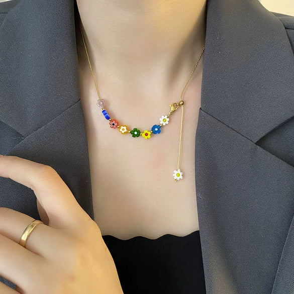 Titanium Steel Light Luxury Geometric Flower Electroplated Women's Clavicle Chain