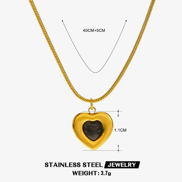Titanium Steel Love Heartshaped Jewelry Set With Gem Inlaid And Electroplated
