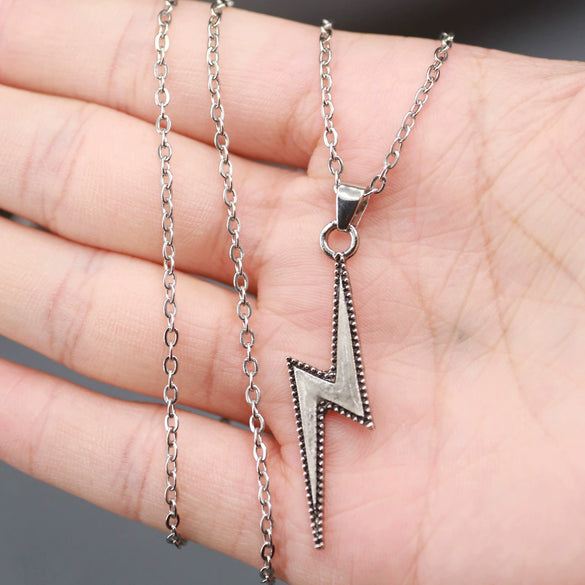 Titanium Steel Luminous Lightning Pendant Unisex Fashion Necklace With Geometric Style And Electroplating Treatment