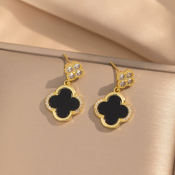Titanium Steel Microinlaid Lucky Grass Necklace Earrings Set With Vacuum Furnace Electroplating Flower Pattern And Light Luxury Style