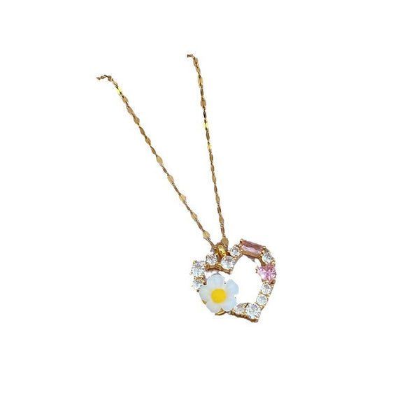 Titanium Steel Minimalist Geometric Heart Flower Necklace Gold Plated Copper Pendant Set With Diamonds