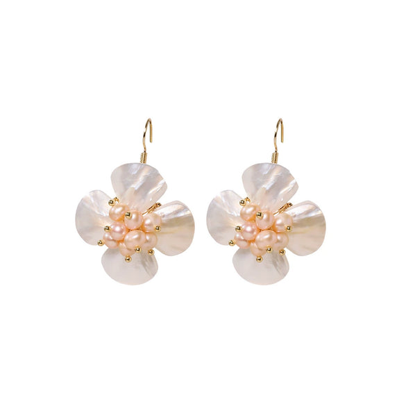 Titanium Steel Natural Pearl Earrings For Women Light Luxury Electroplated Flower Niche Ear Studs