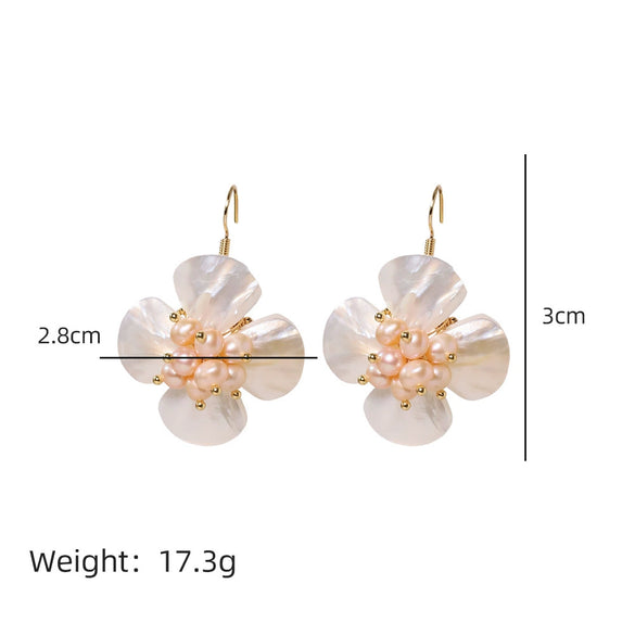 Titanium Steel Natural Pearl Earrings For Women Light Luxury Electroplated Flower Niche Ear Studs