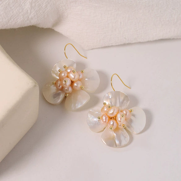 Titanium Steel Natural Pearl Earrings For Women Light Luxury Electroplated Flower Niche Ear Studs