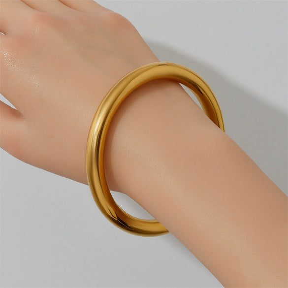 Titanium Steel Natural Style Hollow Bracelet With Electroplating And Hb Pattern