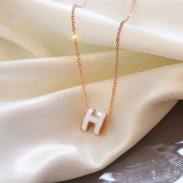 Titanium Steel Pearl Ball Chain Necklace For Women With Letters Numbers Text Pattern Simple Design And 18K Gold Electroplated Treatment