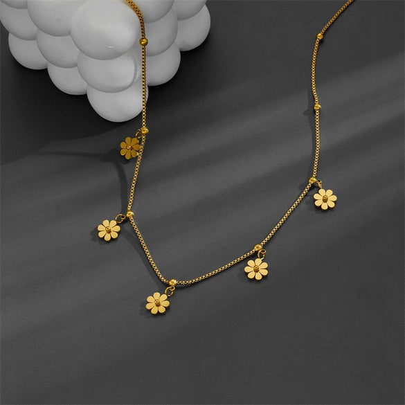 Titanium Steel Plant Flowers Geometric Style Necklace With Vacuum Electroplating In Furnace Treatment