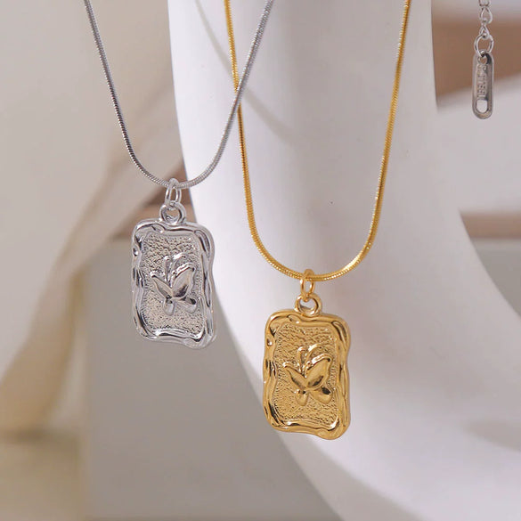 Titanium Steel Retro Embossed Butterfly Animal Zodiac Pendant Necklace Gold Plated Bone Snake Chain For Women