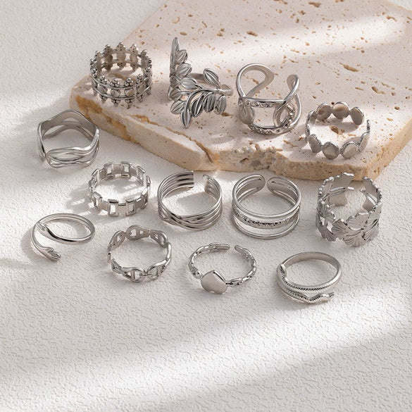 Titanium Steel Ring With Geometric Hollow Leaves Pattern Electroplated For Women And Men