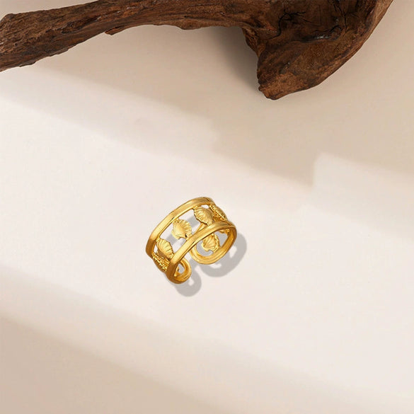 Titanium Steel Shell Necklace With Marine Life Pattern Electroplated For Women Holiday Style Jewelry